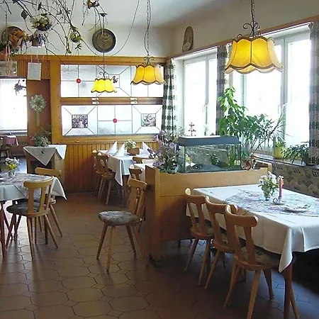 Krone Hotel 2*